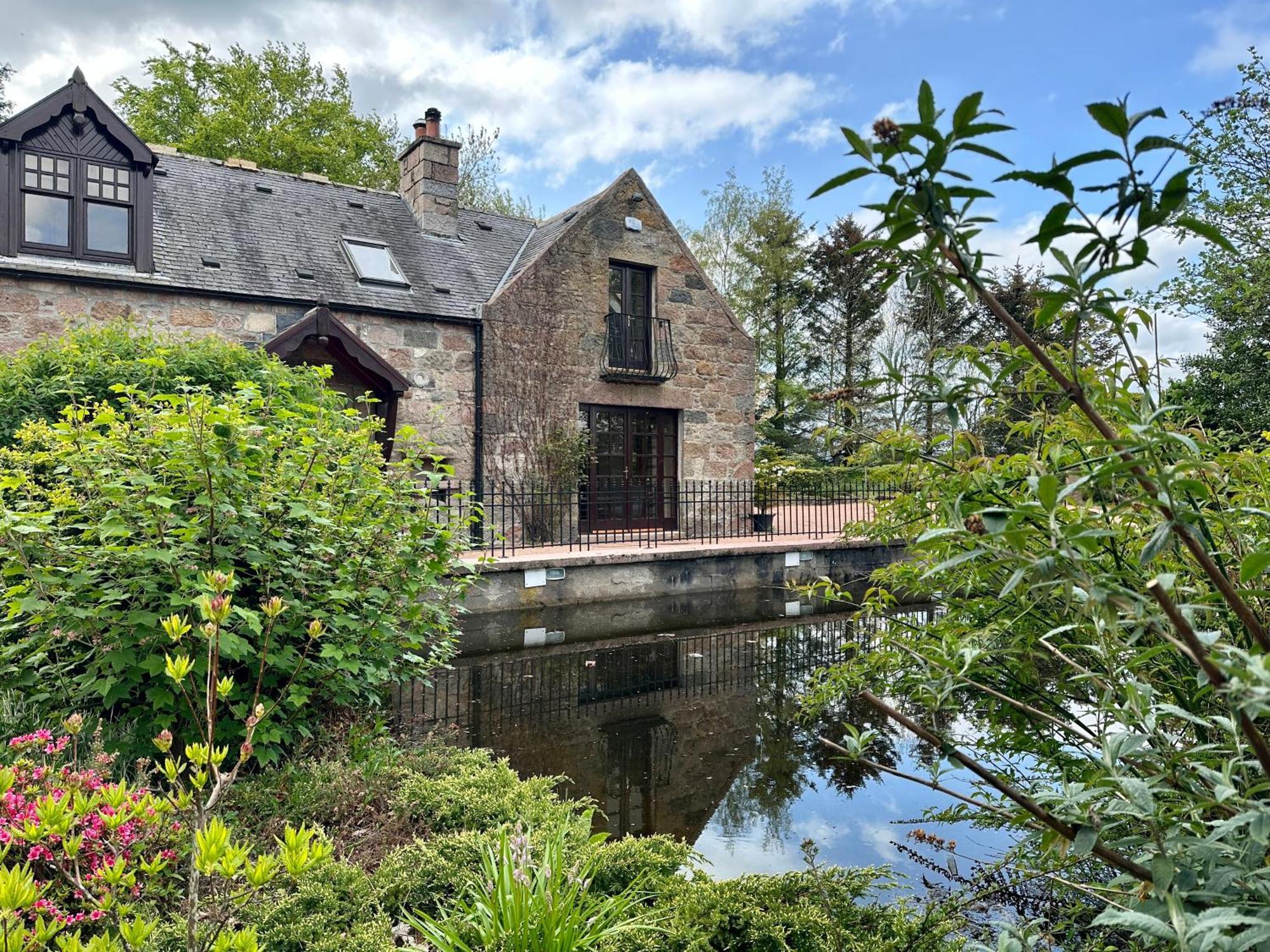 Bed and Breakfast Awakening Alchemy Retreat Centre Inverurie Zewnętrze zdjęcie